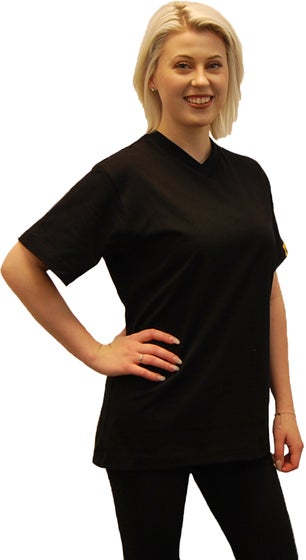 Svart T-shirt V-neck Frida 1.jpg